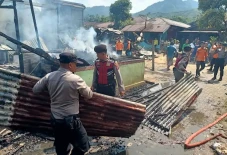4 Rumah di Sarundik...