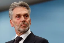 Profil Dick Schoof,...