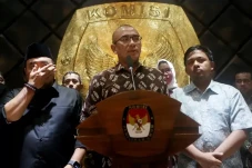 Hasyim Asyari Dicopot...