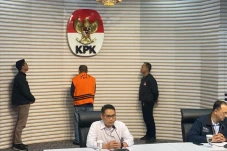 Kasus Abdul Gani Kasuba,...