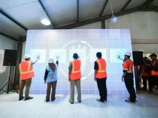 Smelter Nikel Ceria...