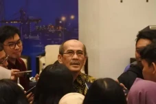 Bisa Krisis, Faisal...