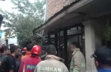 Duarr! Ledakan Dahsyat...