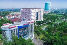 Kampus Swasta Terbaik...