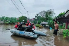 Banjir Terjang 2 Daerah...