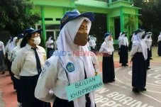 MPLS bagi Siswa Baru...