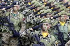 Musuhan dengan China,...