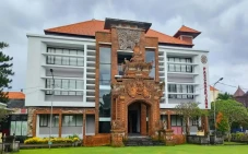 11 PTS Terbaik di Bali,...