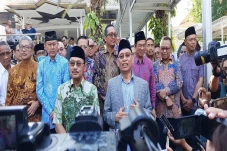 Prof Budi Santoso Batal...