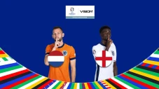 Belanda vs Inggris Berebut...