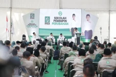 Buka Sekolah Pemimpin...