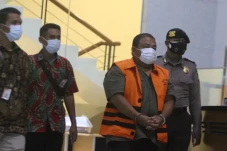 Eks Bupati Langkat yang...