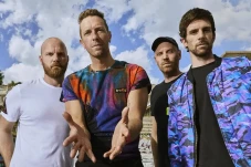 Coldplay Bayar Ratusan...