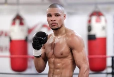 Chris Eubank Jr Gabung...
