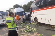 Kepolisian Selidiki...