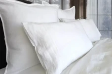 Sarung Bantal Lebih...