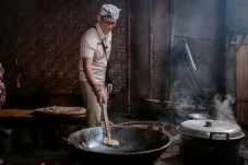 Sandiaga Unjuk Kebolehan...