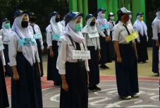 9 Contoh Teks Yel-yel...