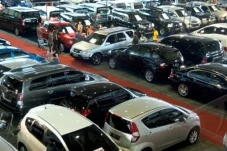 Penjualan Mobil Bekas...