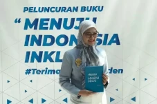 Angkie Yudistia: Kelompok...