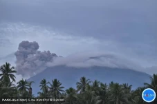 PVMBG: Gunung Ibu Alami...
