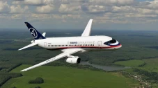 Pesawat Penumpang Sukhoi...