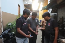 Gerebek Kampung Narkoba...