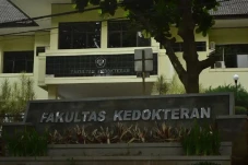 15 Universitas dengan...