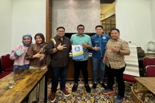 Akbar Supratman Pimpin...