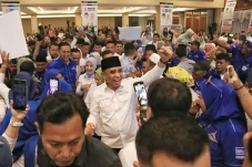 Penuh Inovasi, Anwar...