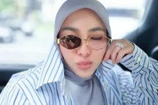 Syahrini Pamer OOTD,...