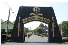 Letjen TNI Aktif Abituren...