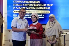 Kemenparekraf Dukung...