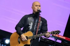 Ahmad Dhani Semprot...