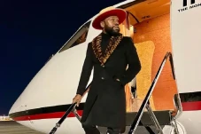 Floyd Mayweather Pamer...