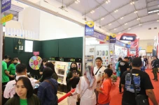 Surga Otomotif di Hall...