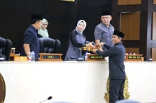 Maju Pilkada 2024, Edi...