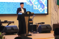 Peringati Tahun Baru...