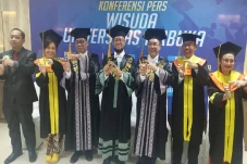 UT Luluskan 1.800 Mahasiswa,...