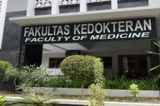 PTN dan PTS dengan Jurusan...