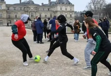 Larangan Jilbab Prancis:...