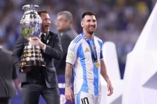 Lionel Messi Peringkat...