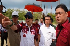 Sambangi Nusakambangan,...