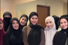 Heboh Wanda Hara Datang...
