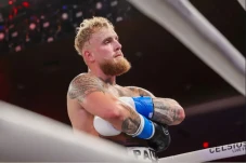Jake Paul Menang TKO...