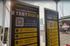 Tak Cuma Dipamerkan,...