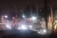 Viral Warga Cegat Konvoi...