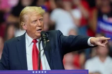 Sumbangan Donald Trump...