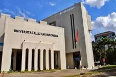 17 Universitas Swasta...