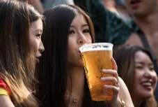 China Jadi Pasar Minuman...